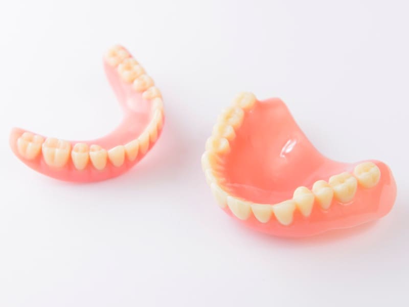 保険適用の総入れ歯の画像
